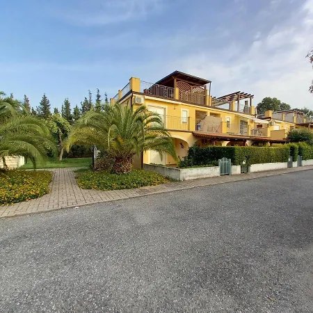 Pizzo Beach Club 88f Apartmán *