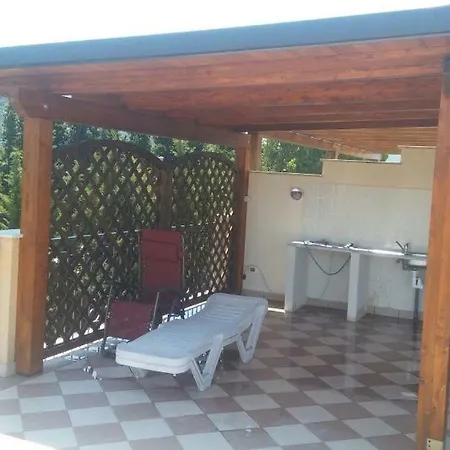 Pizzo Beach Club 88f Apartmán *